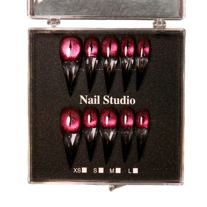 Glamorous Press-On Nail Tips