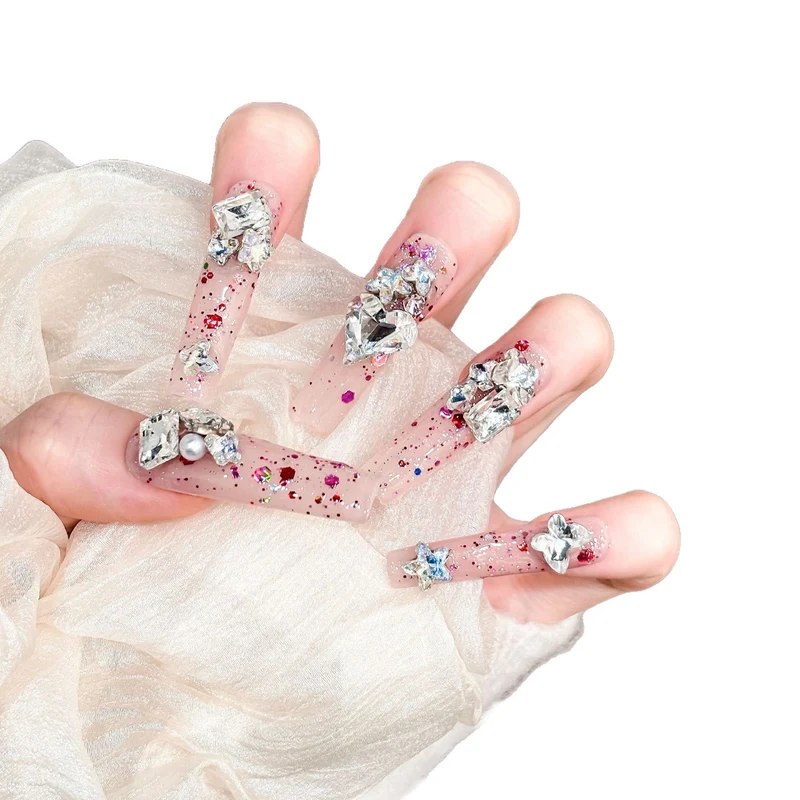 Glamouröse Glitzer Press-On Nagelspitzen