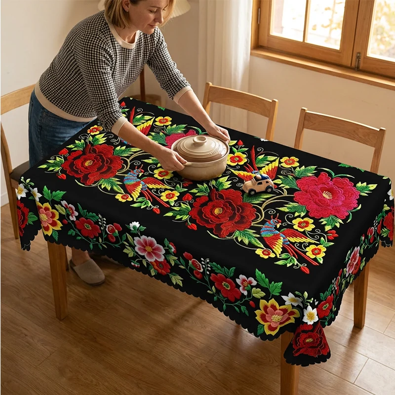 Mexikanische Tischdecke mit Blumenmuster und Wellenrand