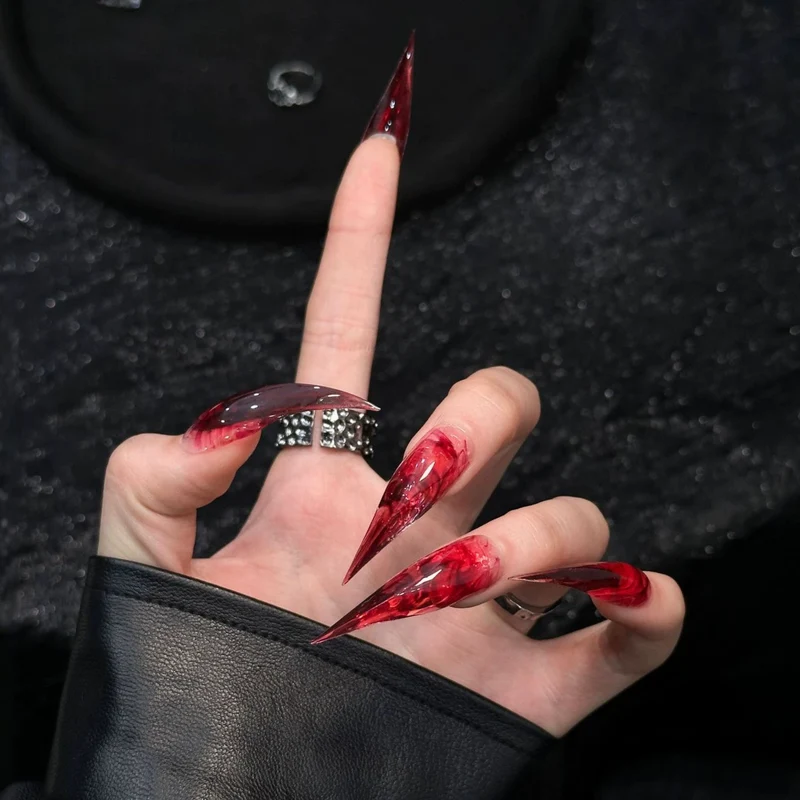 Dramatische Stiletto Press-On Nagel Set