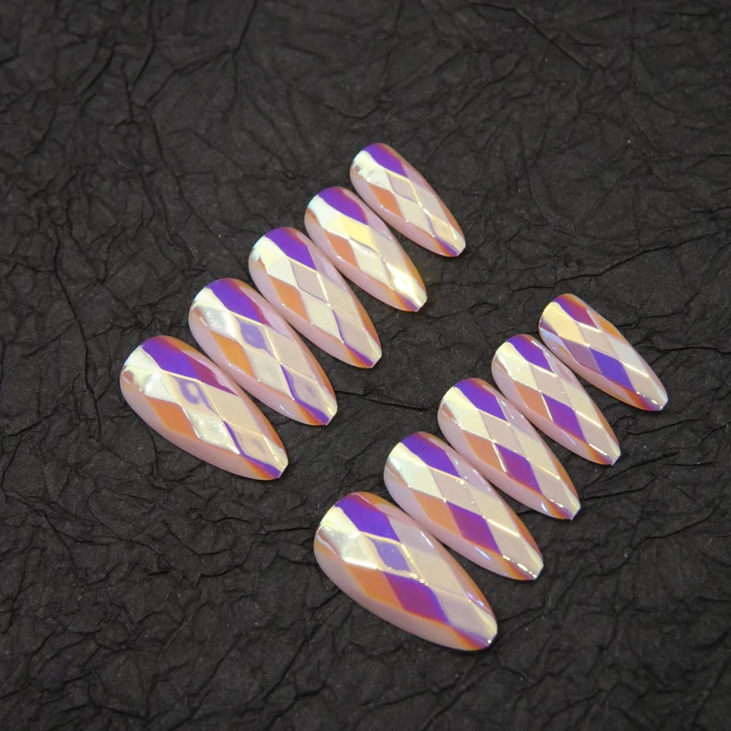Glamouröses Diamantmuster Press-On Nagelset