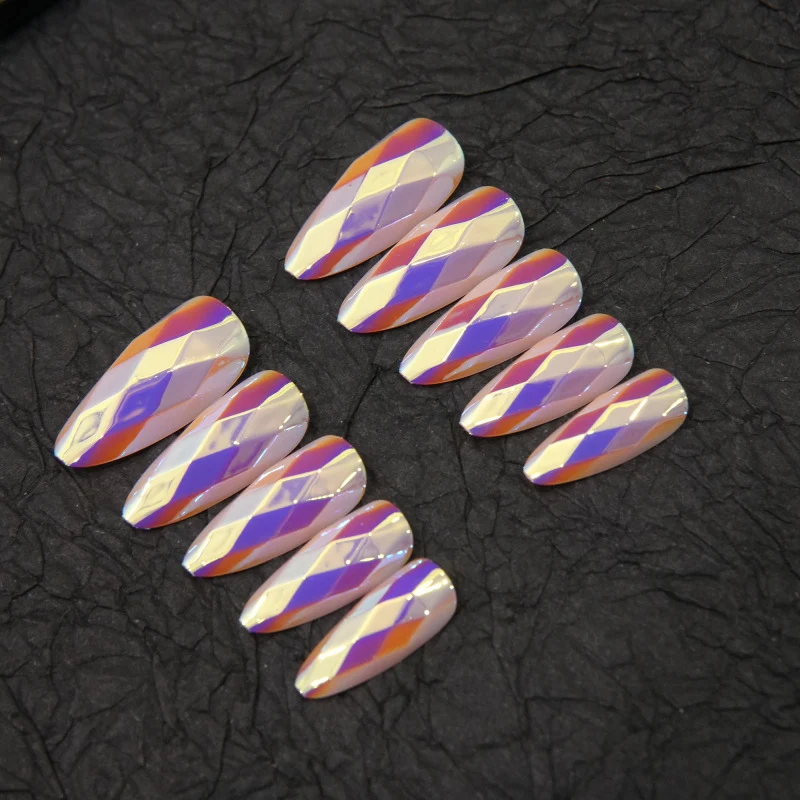 Glamouröses Diamantmuster Press-On Nagelset