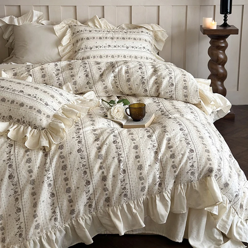 Bettwäsche-Set aus Baumwolle mit Volants und Vintage-Blumenmuster