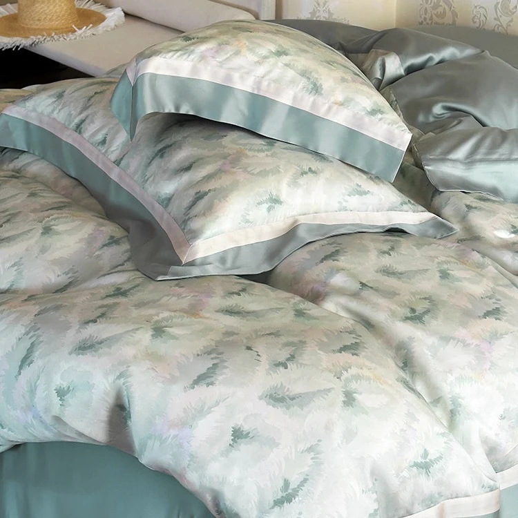 Premium-Duvetbezug-Set aus Mako-Baumwolle mit aquarelliertem Farnmuster und seidenmattem Finish
