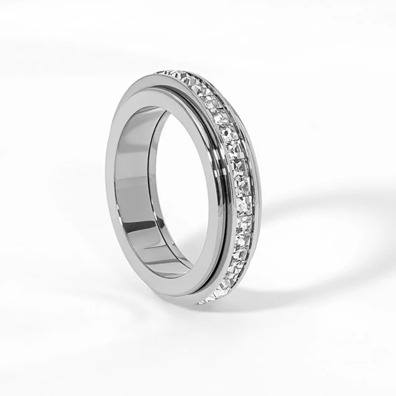 💖Black-Friday-Mega-Angebot – 50 % Rabatt!💖Drehbarer Spinner-Ring aus Titanstahl mit Zirkonia