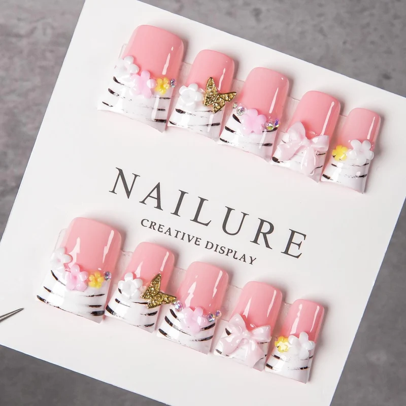Dekorative Nagelkunst