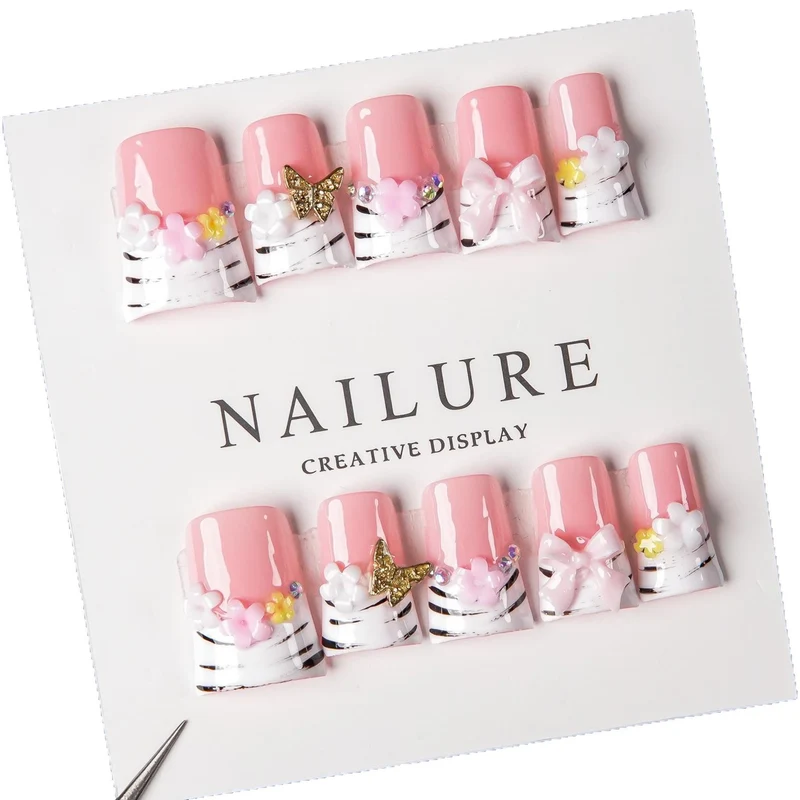 Dekorative Nagelkunst