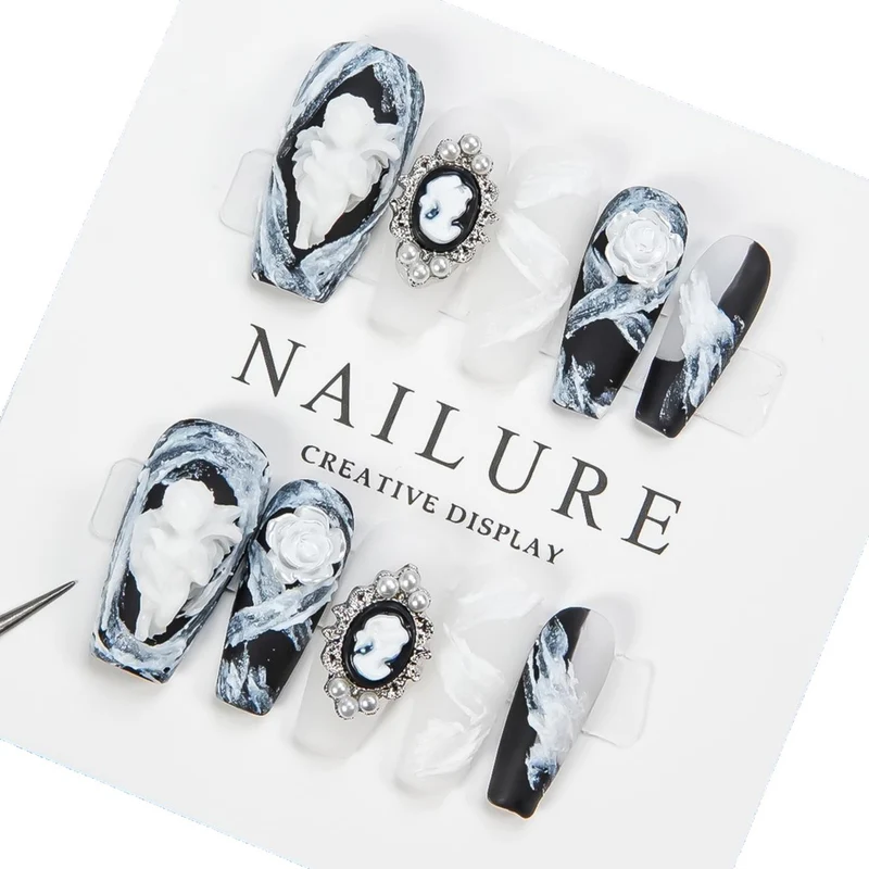 Dekorativer Acryl-Nagelset