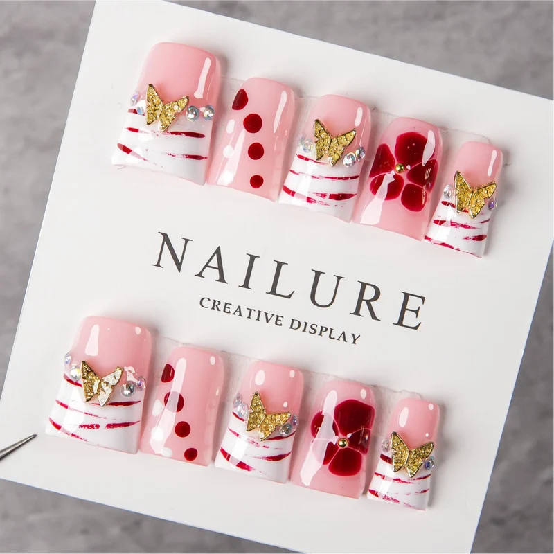 Künstlerisch gestaltetes Press-On-Nagelset