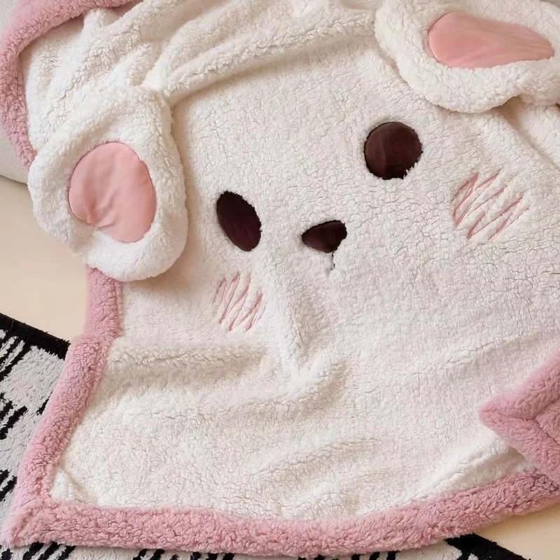 Kuschelige Sherpa-Kinderdecke mit appliziertem Wolkenmotiv und Teddy-Futter