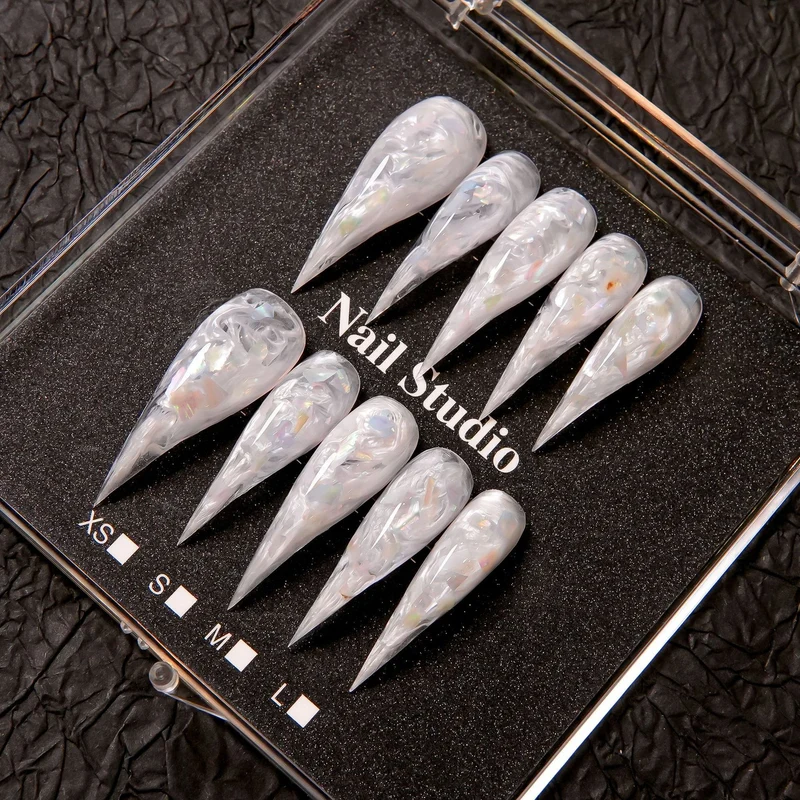 Künstlerische Stiletto Press-On Nagelverzierungen 1791254780