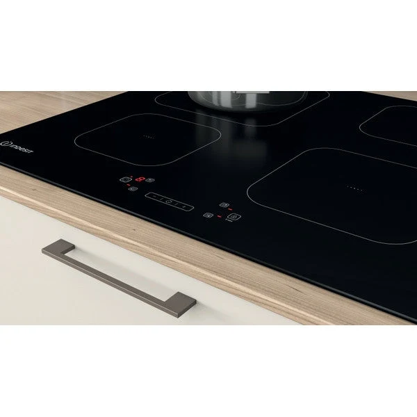 Indesit 60CM 4 Zone Induction Glass Ceramic Kochfeld - Schwarz | IS83Q60NE