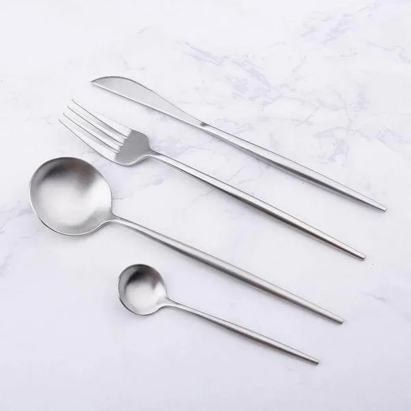 Skanto | Modernes Silbernes Besteckset