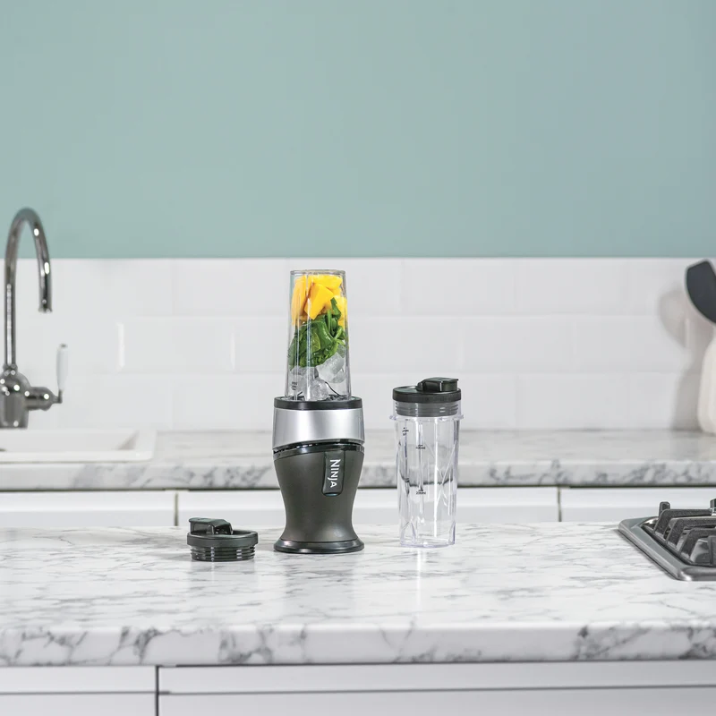 Ninja 700W Slim Standmixer & Smoothie Maker - Schwarz & Silber | QB3001UKS