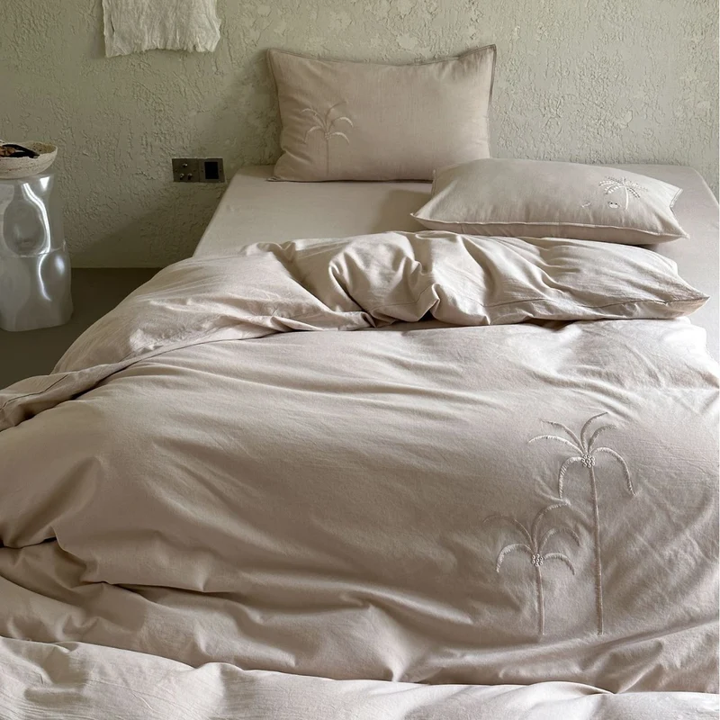 Luxuriöses Baumwollsatin-Bettwäsche-Set mit Hotelverschluss und extra-weichen Kissenbezügen