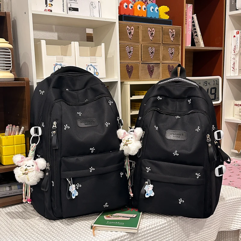 Multifunktionaler stilvoller Rucksack mit Hangtags Karnz