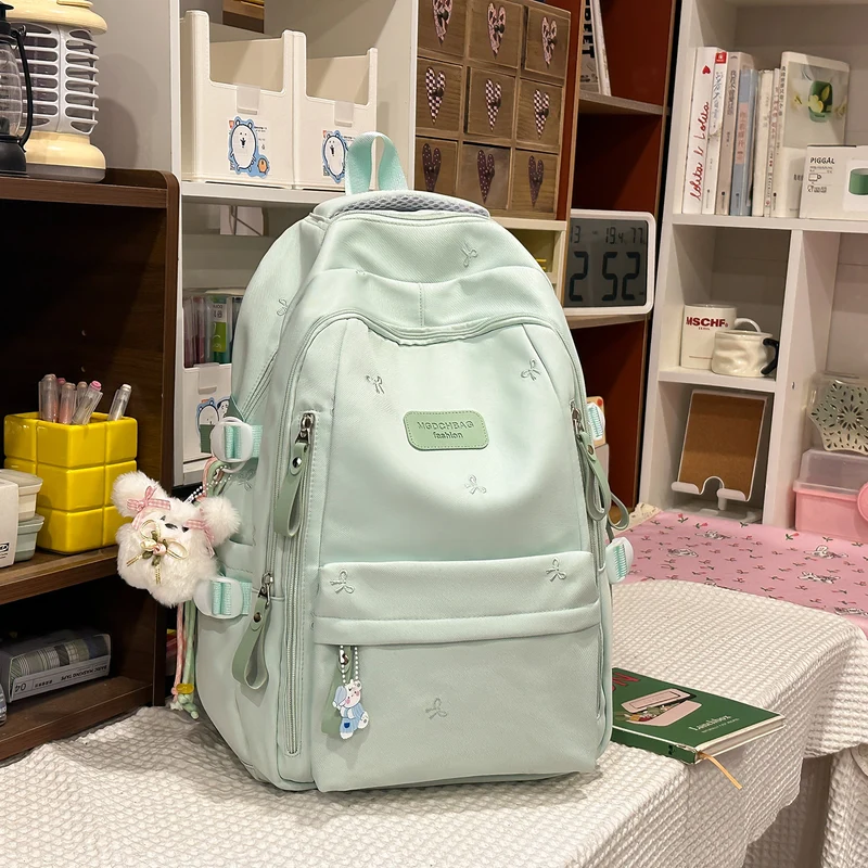 Multifunktionaler stilvoller Rucksack mit Hangtags Karnz