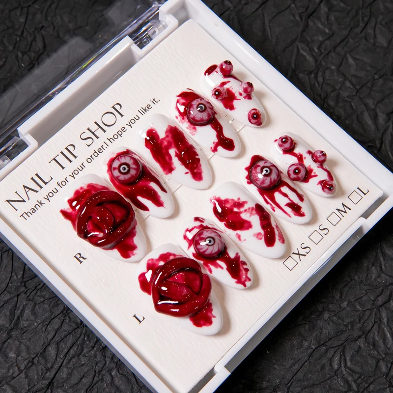 Künstlerische Horror-Themen Press-On Nagelkunst