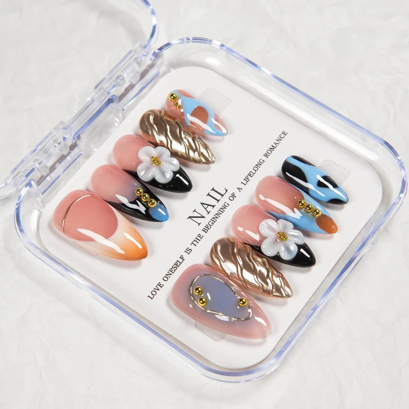 Künstlerisches Glam Nail Set