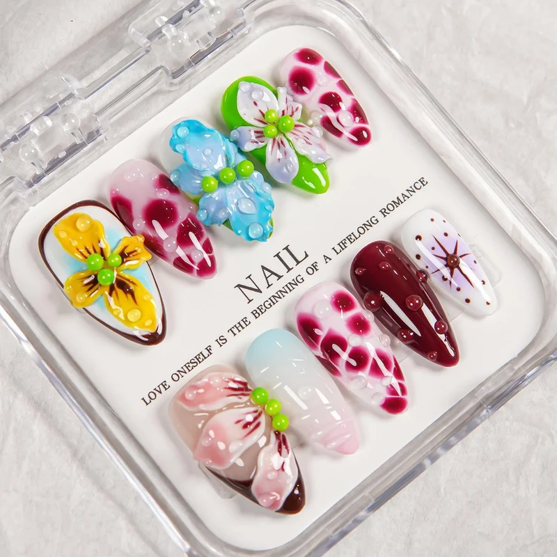 Künstlerisches florales verziertes Presse-nagelset