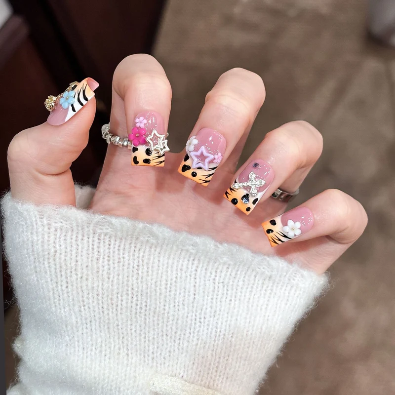 Künstlerisches Nagelkunst-Verstärkungsset