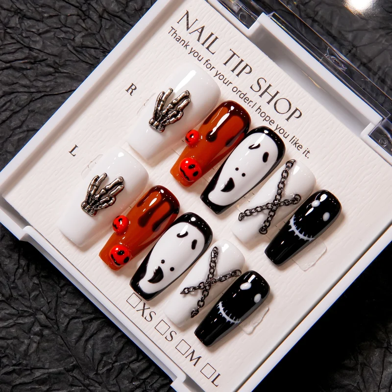 Künstlerische Nagelkunst