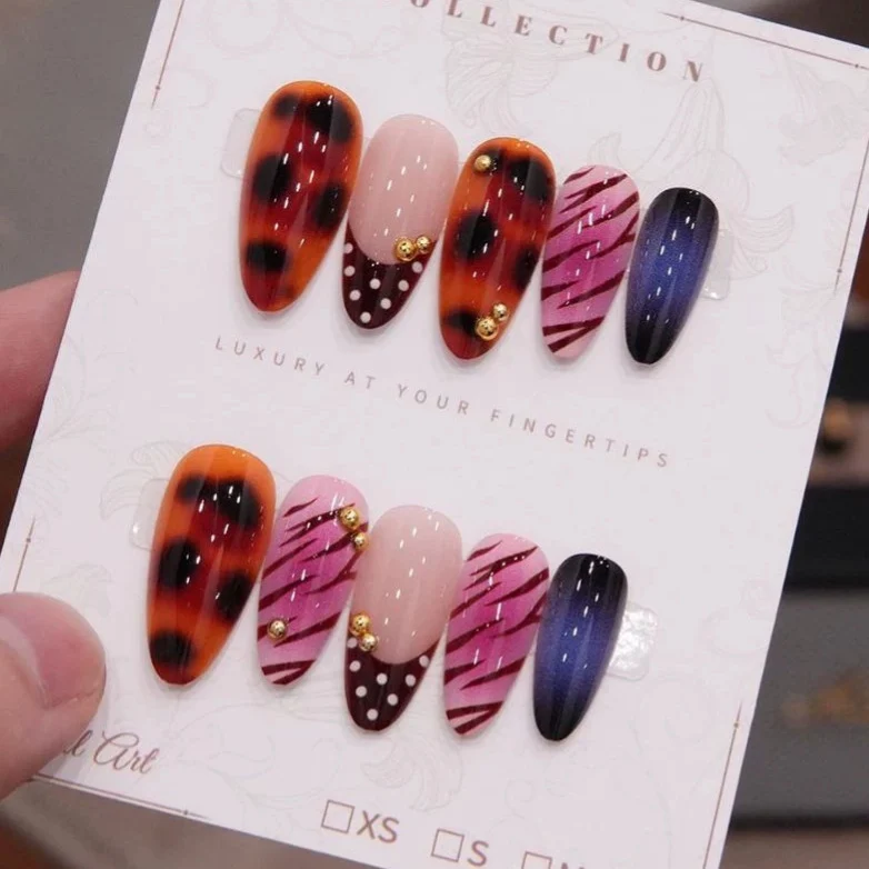 Künstlerische Gel-Nagelspitzen