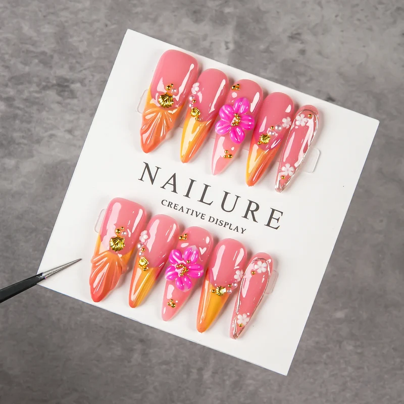 Künstlerisches florales Stiletto Press-On-Nagelset