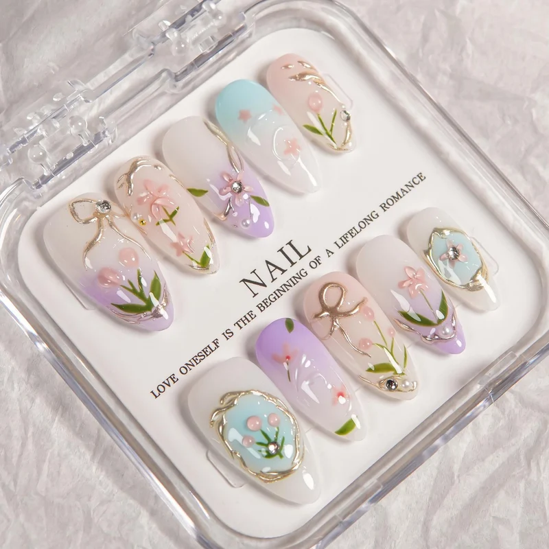 Künstlerisches Blumenmuster Press-On Nagel Set
