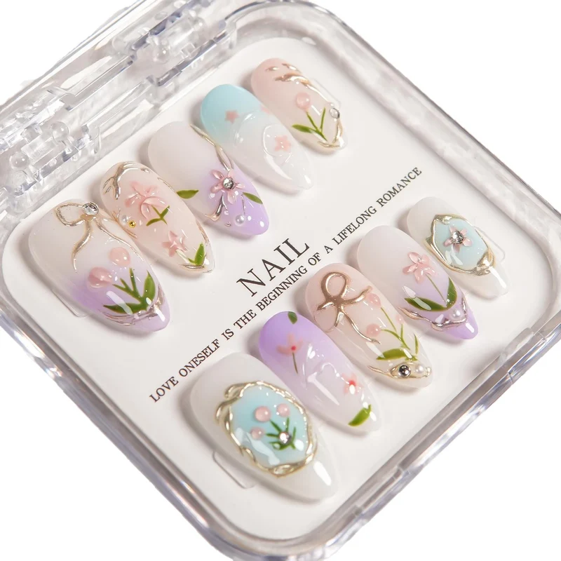 Künstlerisches Blumenmuster Press-On Nagel Set