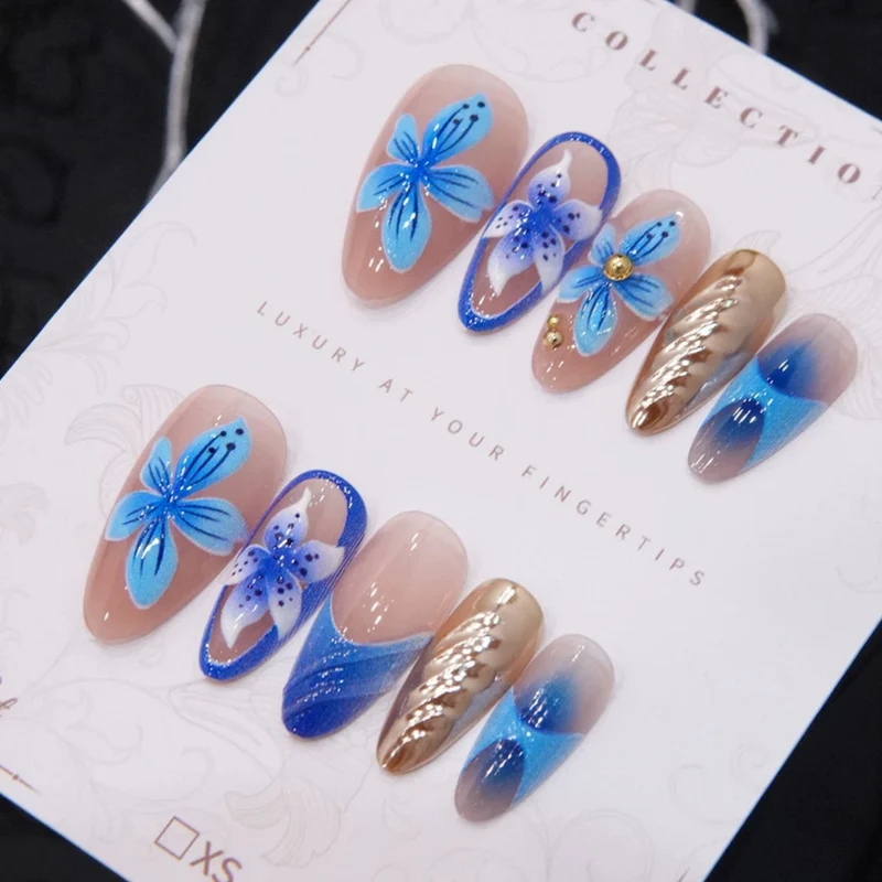 Künstlerisches Floral Press-On Nail Set