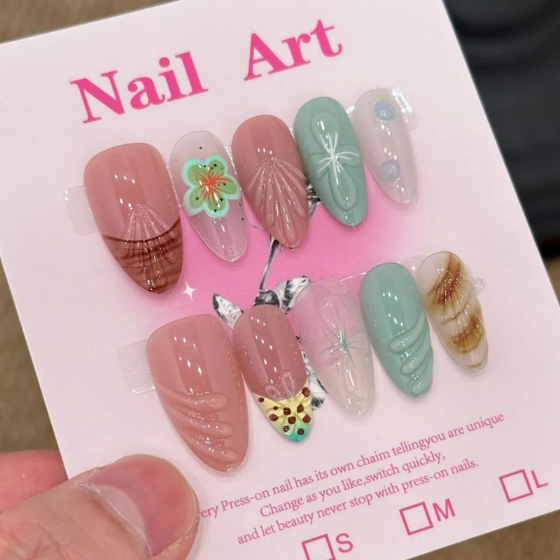 Künstlerisches Floral Press-On Nail Set
