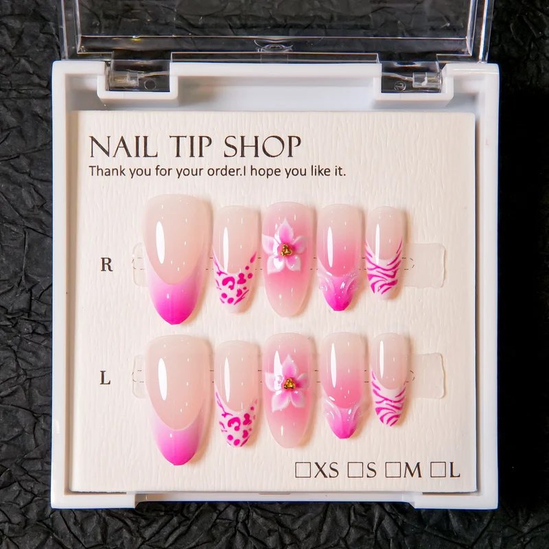 Künstlerische florale Druck-Nagelverstärkungen