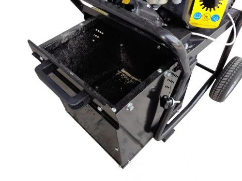 Kompakter Holzschredder Schredder 6PS 40L Holz Garten