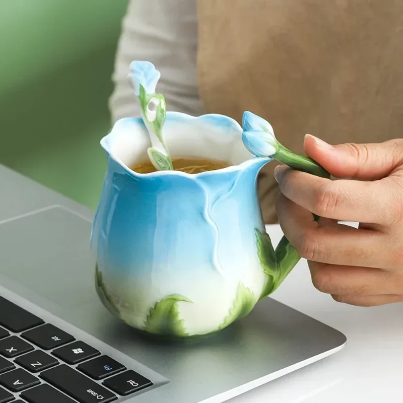 Skanto | 3D Rosenblumen-Kaffeetasse Keramik-Kaffeetassen Süße ästhetische Wasserbecher mit Löffel Sommer-Winter-Trinkgeschirr Valentinstagsgeschenke