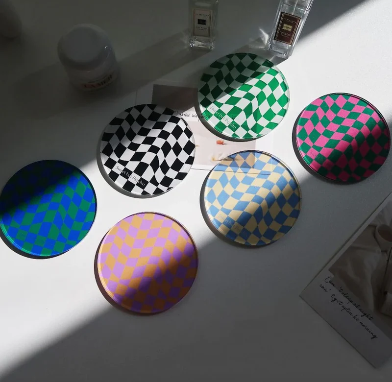 Skanto | Karierte Acryl-Unterlage