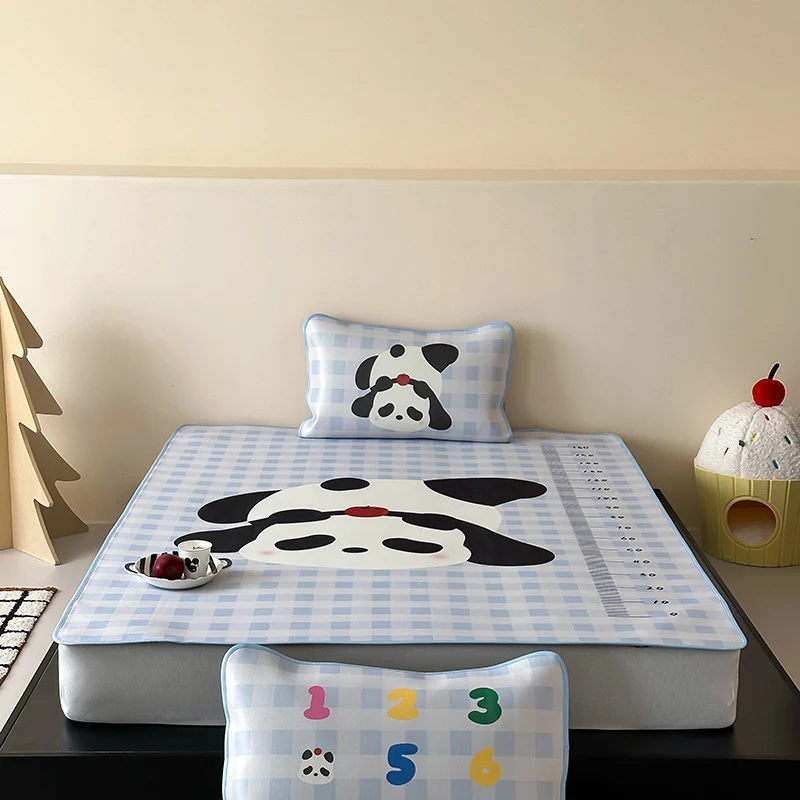 Kinder-Matratzenauflage mit Panda-Print, Messskala und zwei Kissen rutschfest waschbar