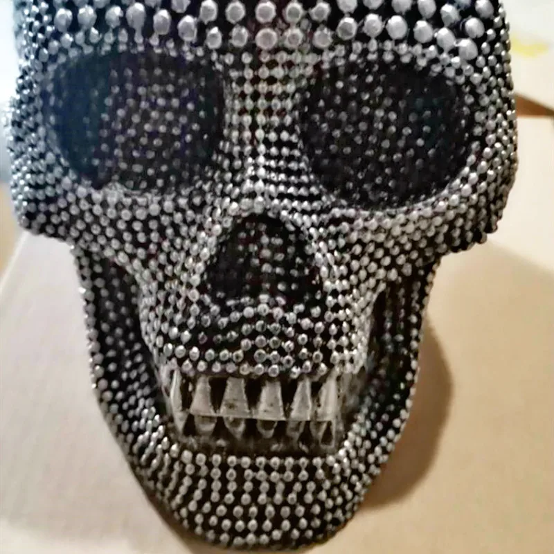 Skanto | BUF Große Silber-/Gold-Totenkopf-Statue Harz-Handwerk Dekorative Ornament Halloween-Dekoration Skulptur Heimdekor-Figur