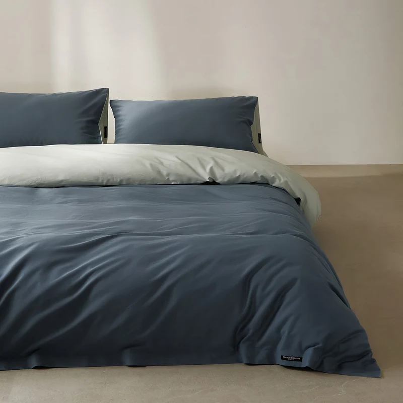 Baumwoll-Bettwäsche-Garnitur mit Satin-Finish und Reißverschluss