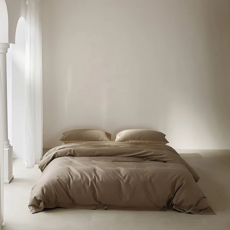 Baumwoll-Bettwäsche-Garnitur mit Satin-Finish und Reißverschluss