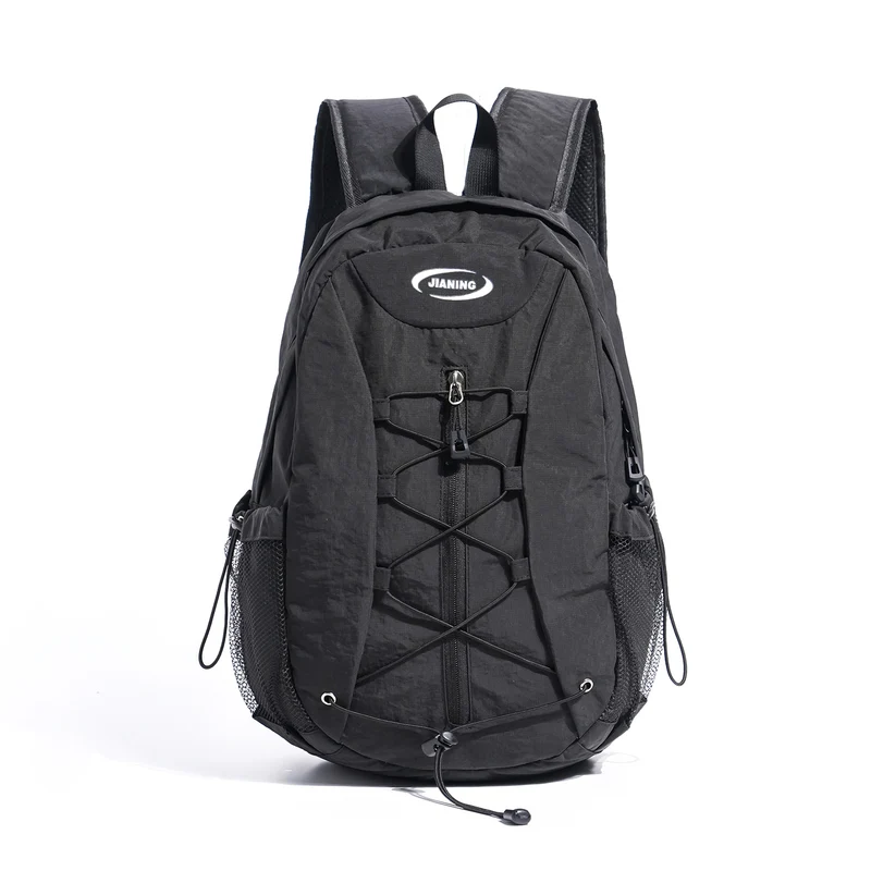 Leichtgewichtiger vielseitiger Wanderrucksack Karnz