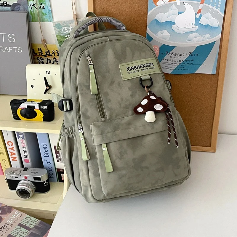 Multifunktionaler Rucksack mit gepolsterten Trägern Karnz