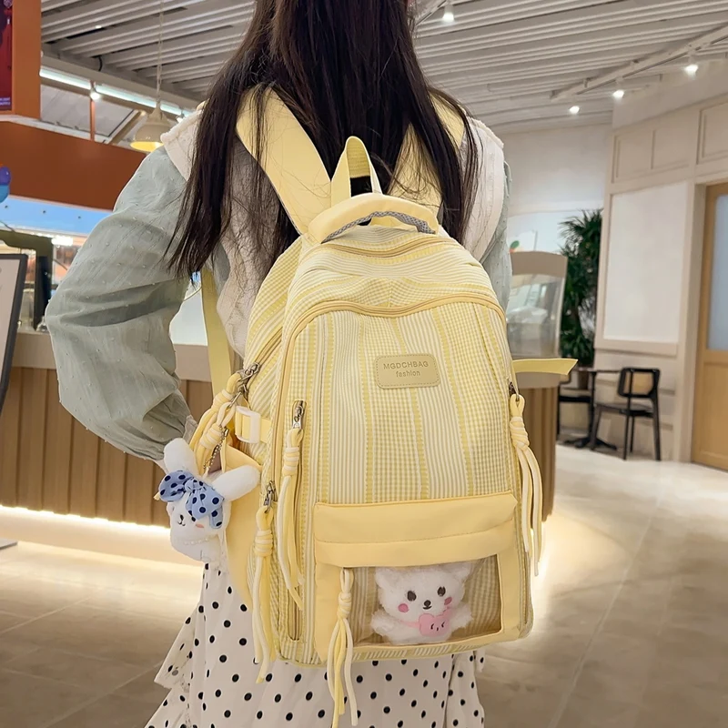 Multifunktionaler strukturierter Rucksack mit Seitentaschen Karnz