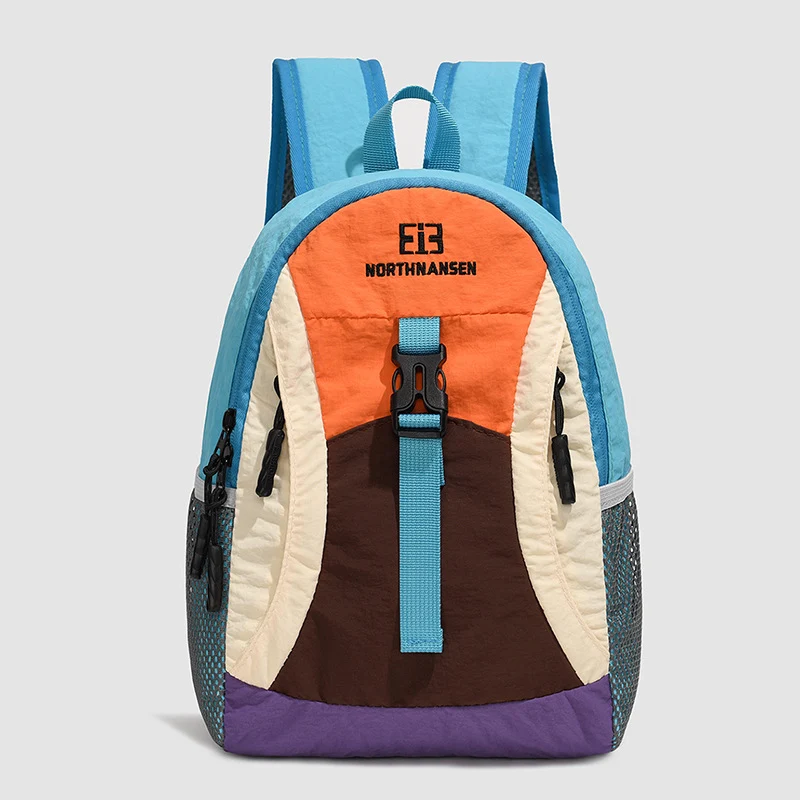 Leichter multifunktionaler Wanderrucksack Karnz 1791205579
