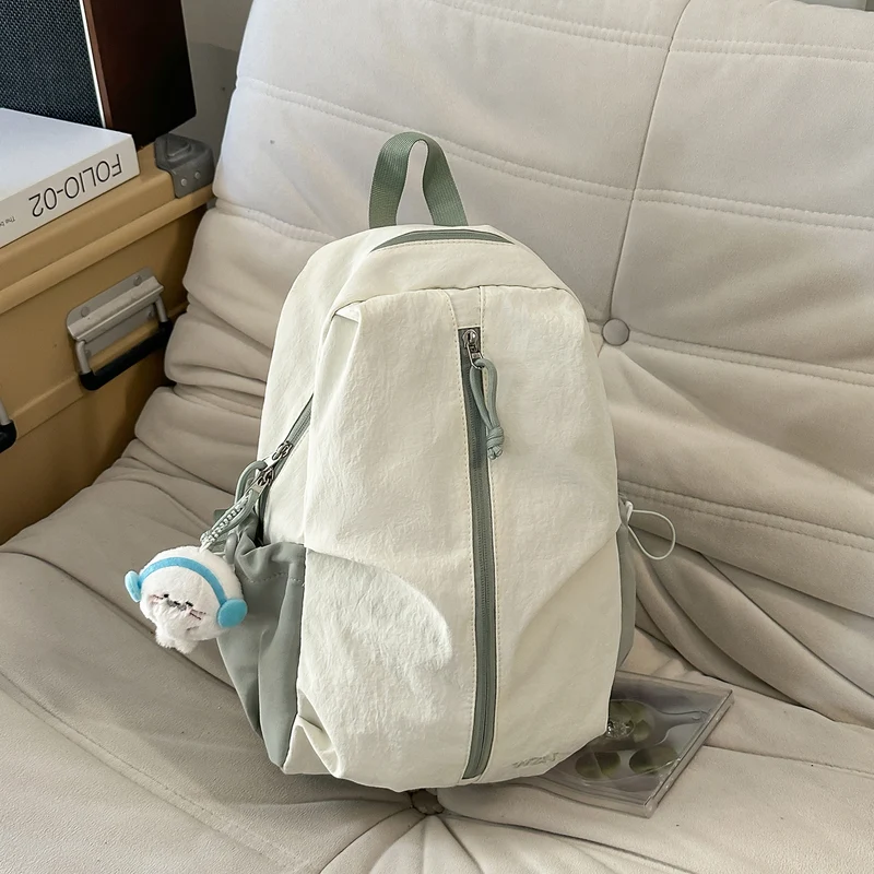 Leichtgewichtiger funktionaler urbaner Rucksack Karnz