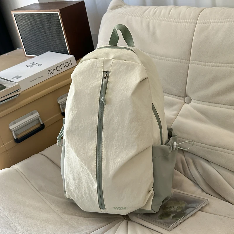 Leichtgewichtiger funktionaler urbaner Rucksack Karnz