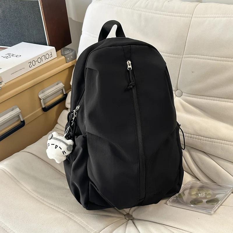 Leichtgewichtiger funktionaler urbaner Rucksack Karnz