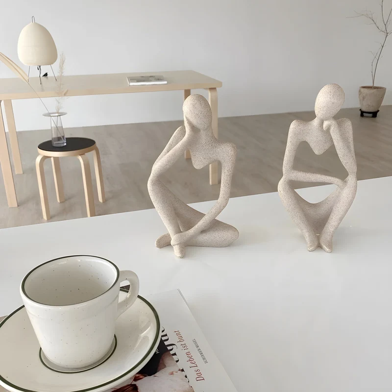 Skanto | Abstrakte Denker-Skulptur Heimdekoration