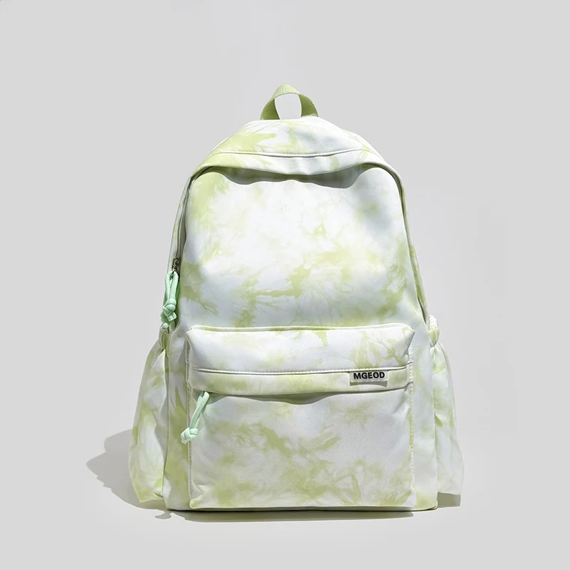 Leichte Freizeit-Rucksack mit Plüsch-Schlüsselanhänger Karnz