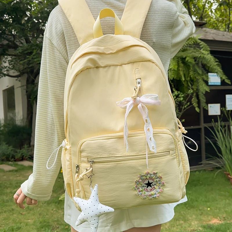 Funktionaler bestickter Rucksack Karnz